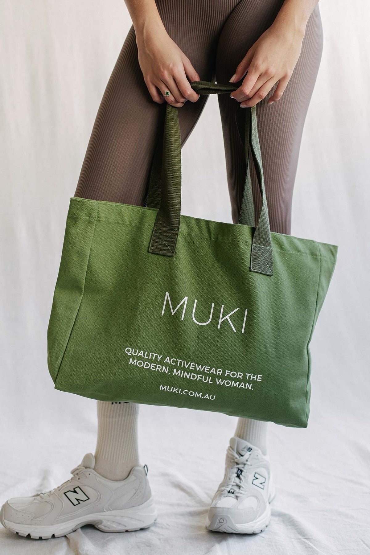 MUKI Market Tote Bag in Olive Green — main image