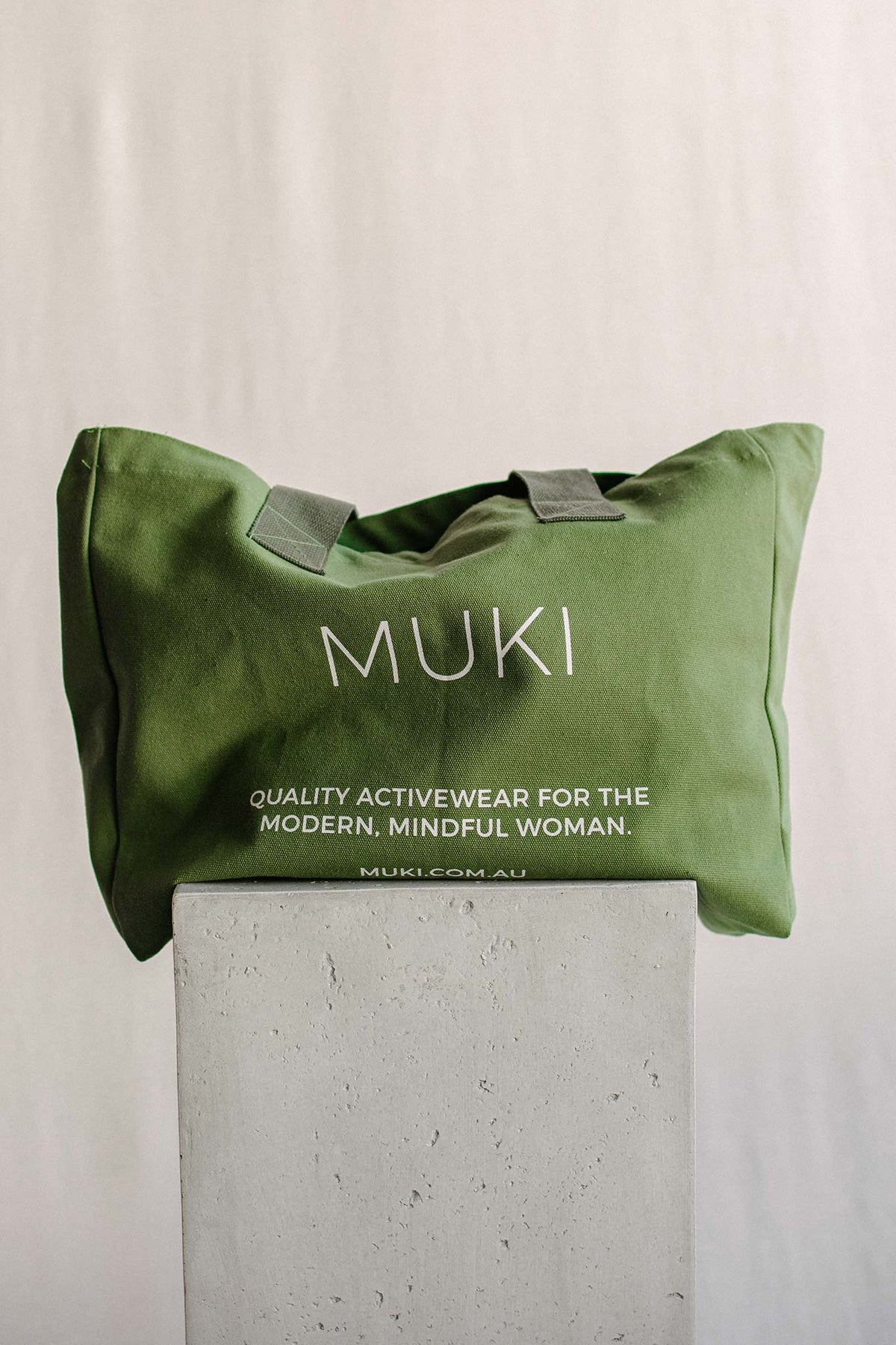MUKI Market Tote Bag in Olive Green — image 2