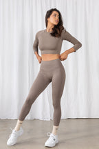 Seamless Ribbed Long Sleeve Crop Top in Mocha — image 3