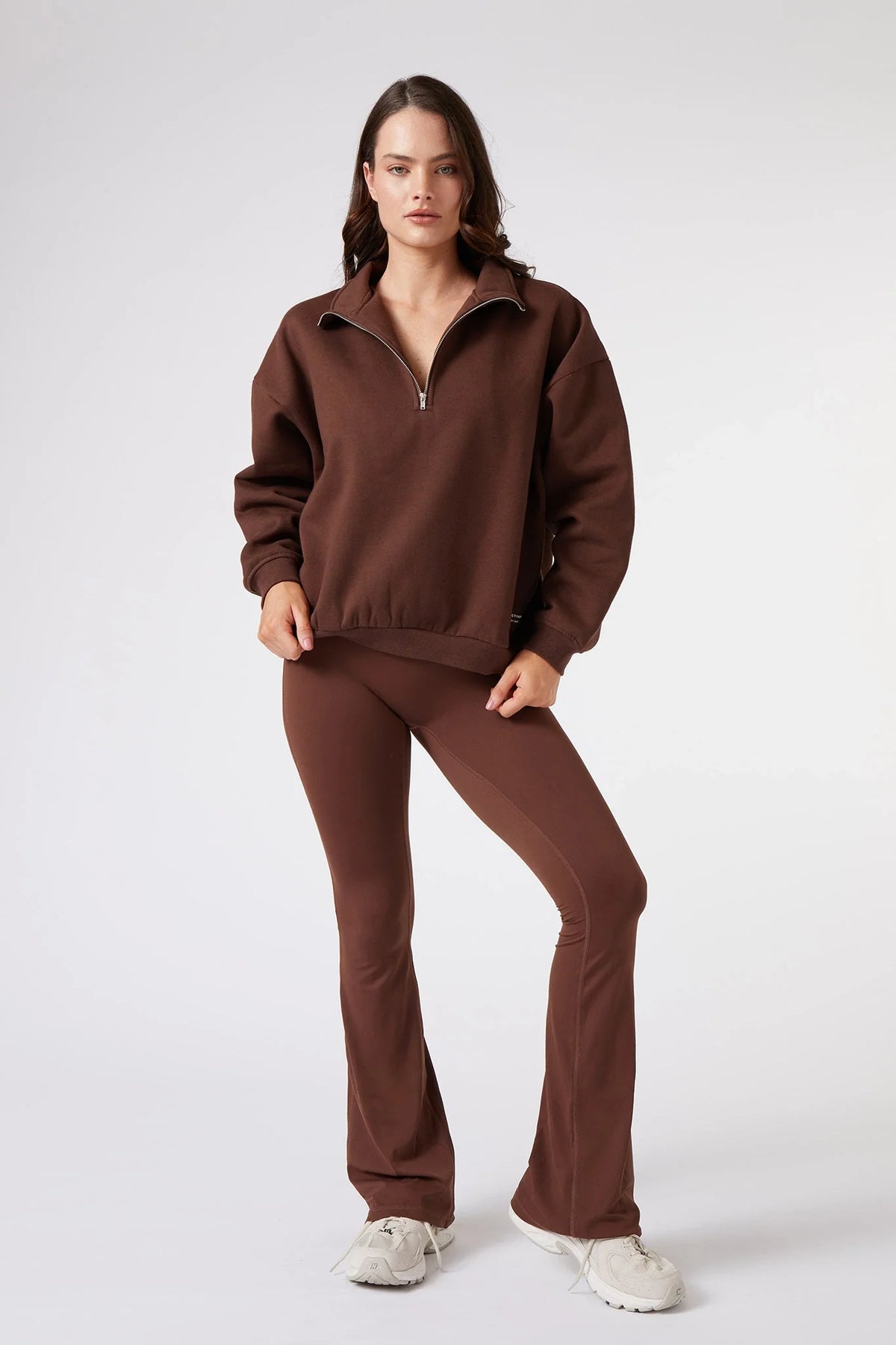 Oversized Fleece Quarter Zip Sweat in Chocolate — image 3