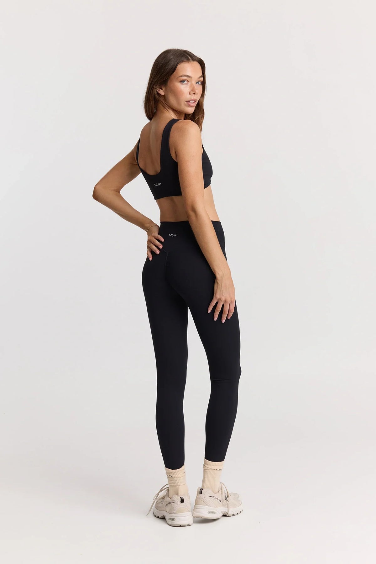 Sculpt Invisible Scrunch Legging in Black — image 5