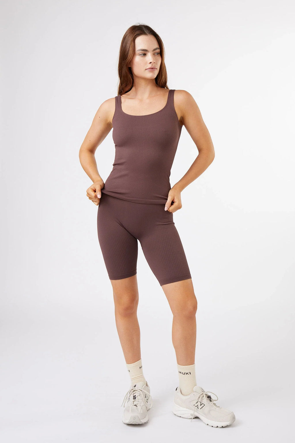 Seamless Ribbed Tank Top in Chocolate — image 3